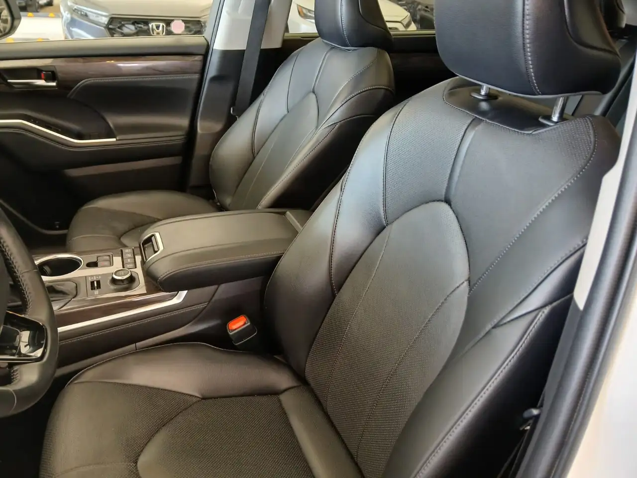 Toyota Highlander photo Toyota Highlander
