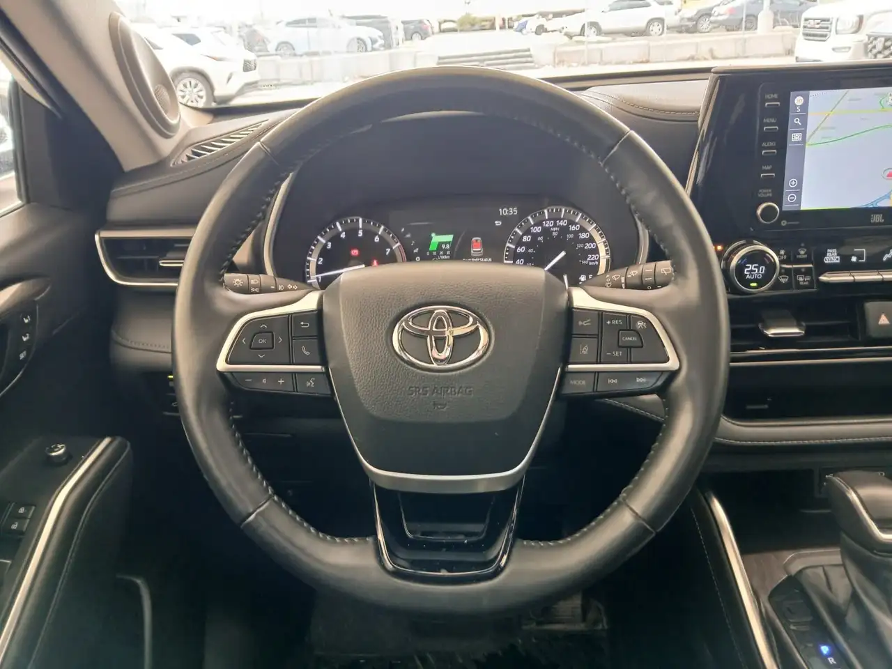 Toyota Highlander photo Toyota Highlander