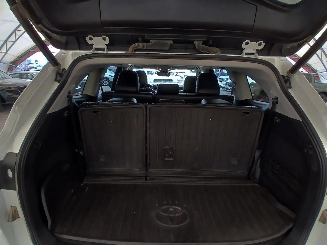 Toyota Highlander photo Toyota Highlander