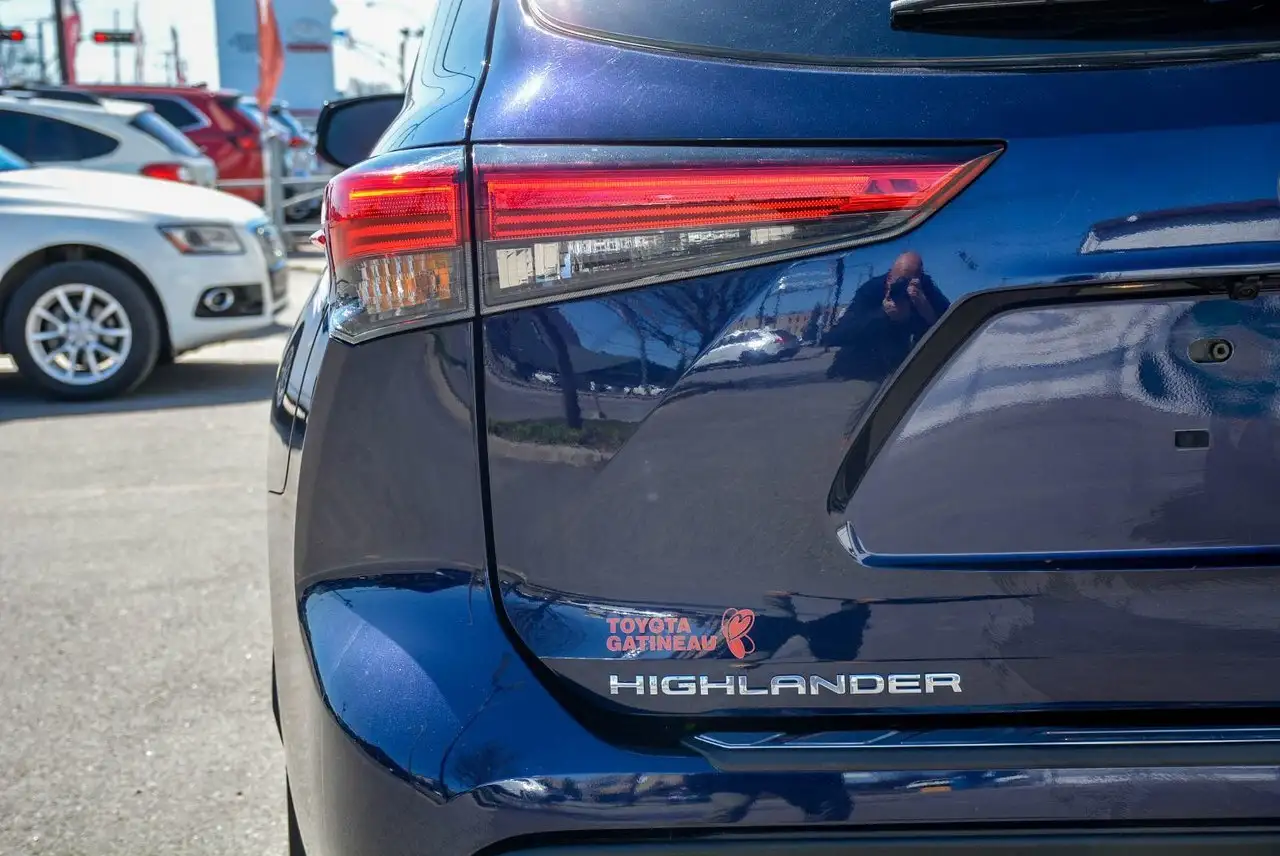 Toyota Highlander снимка Toyota Highlander