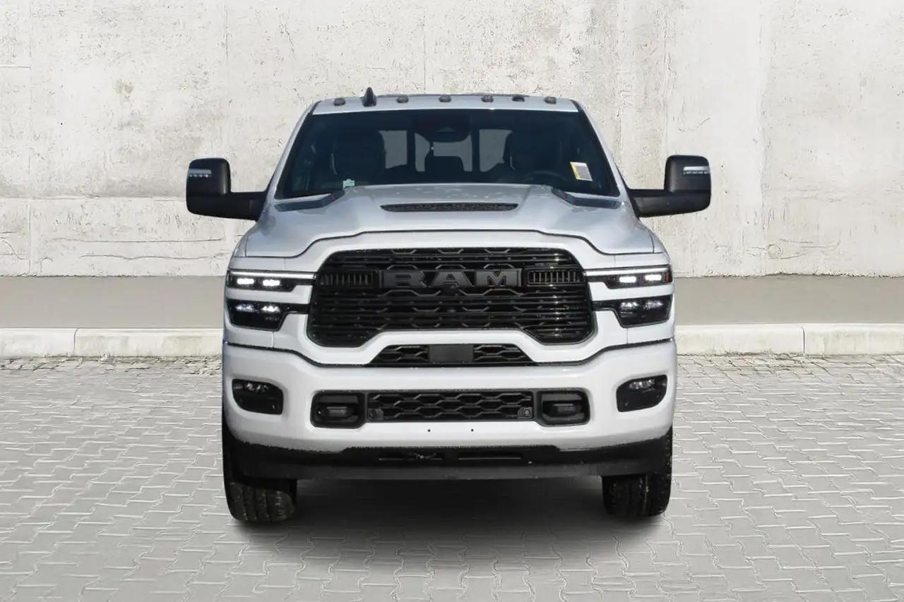 RAM 3500 photo RAM 3500