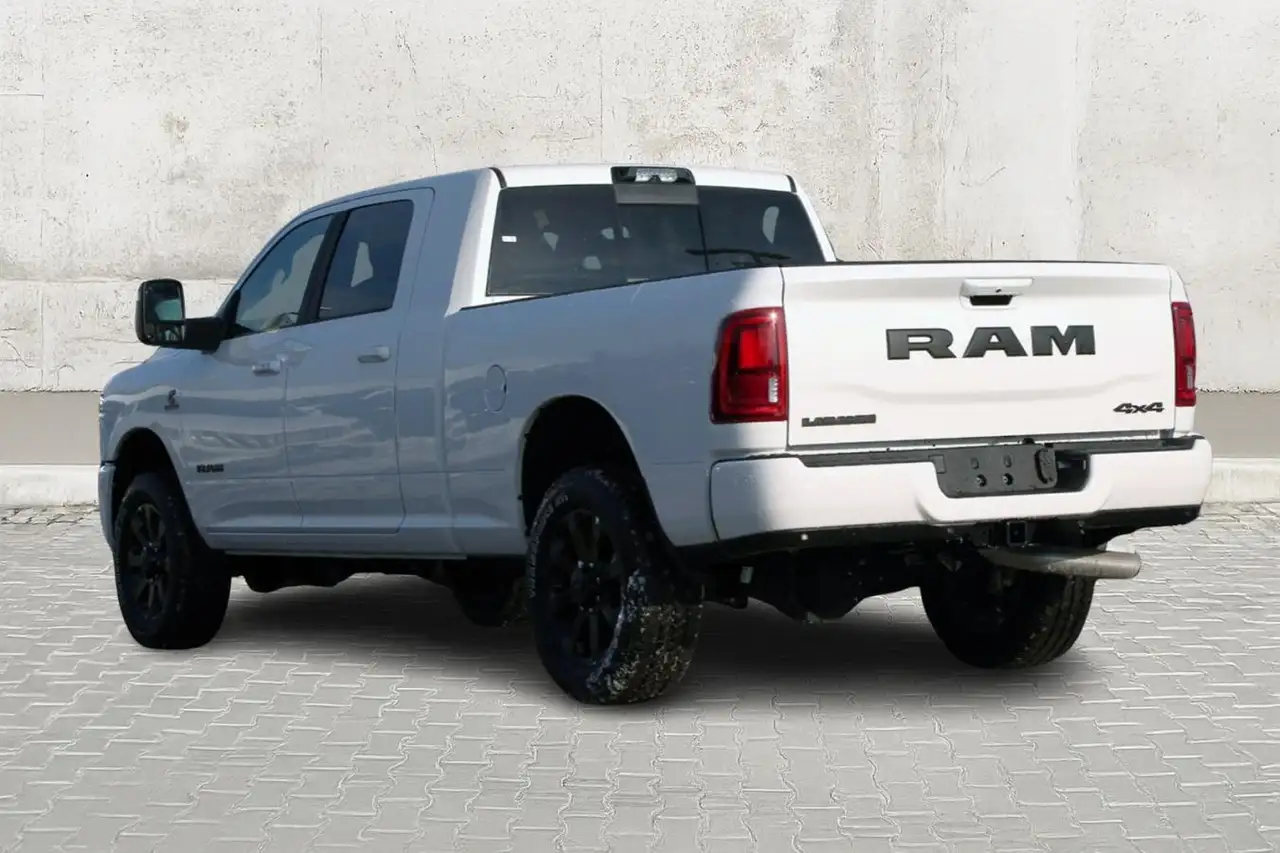 RAM 3500 photo RAM 3500