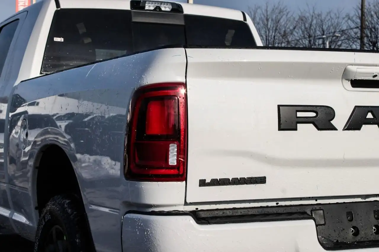RAM 3500 photo RAM 3500