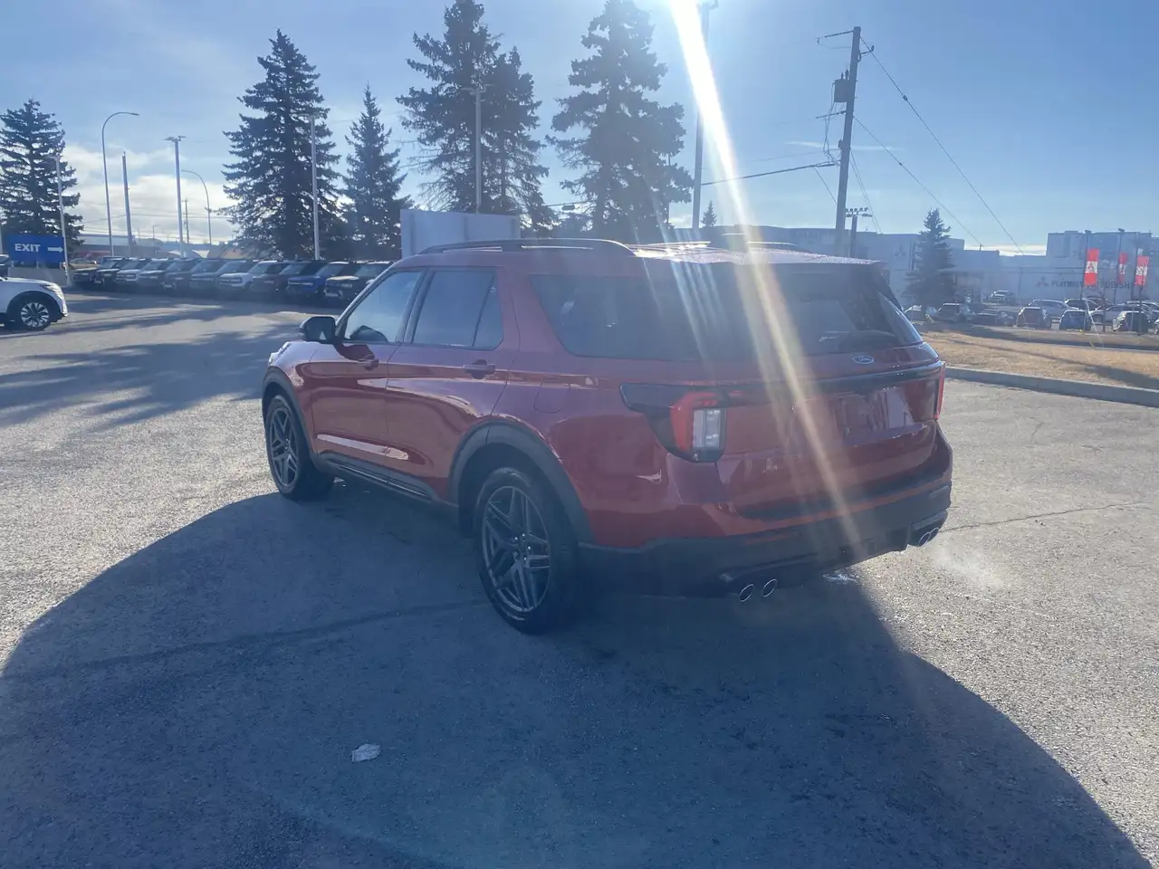 Ford Explorer photo Ford Explorer
