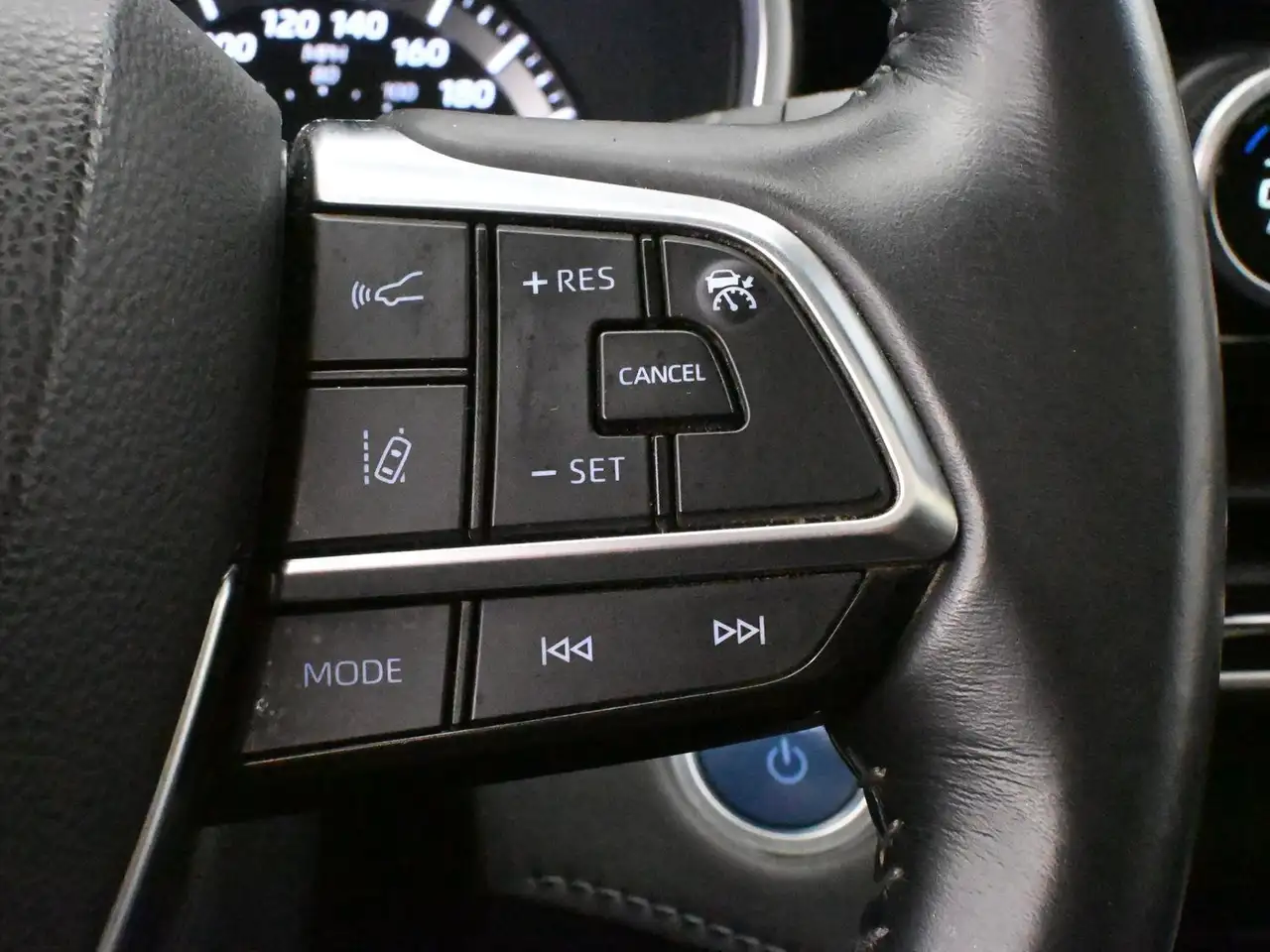 Toyota Highlander снимка Toyota Highlander