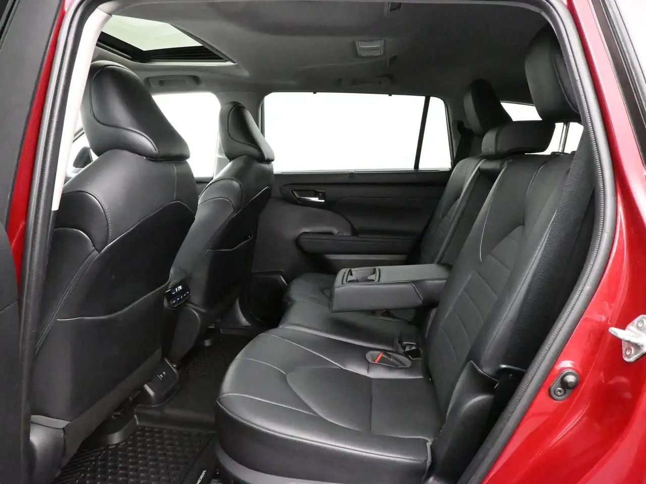 Toyota Highlander снимка Toyota Highlander
