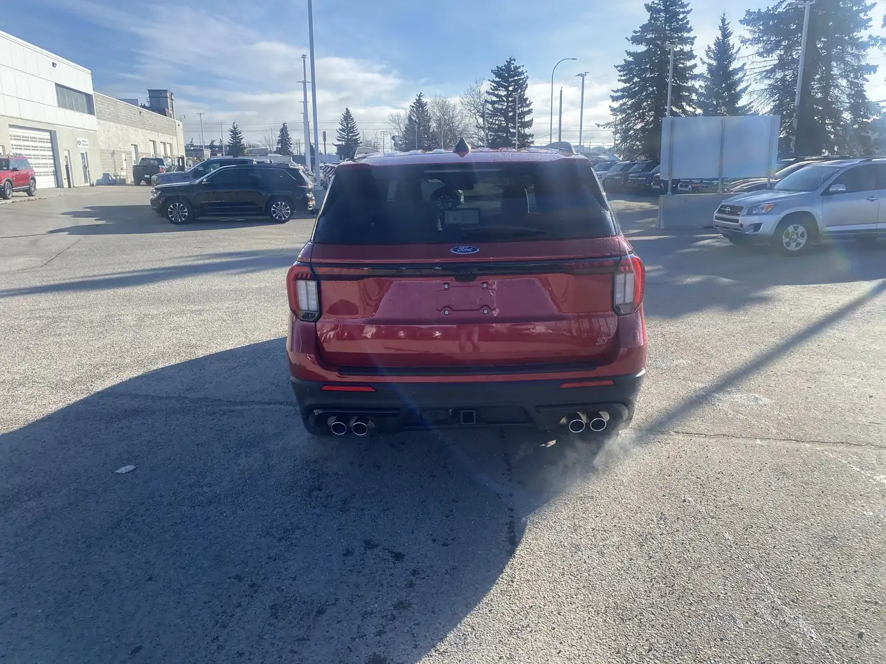 Ford Explorer photo Ford Explorer