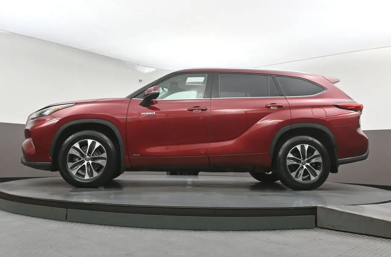 Toyota Highlander снимка Toyota Highlander