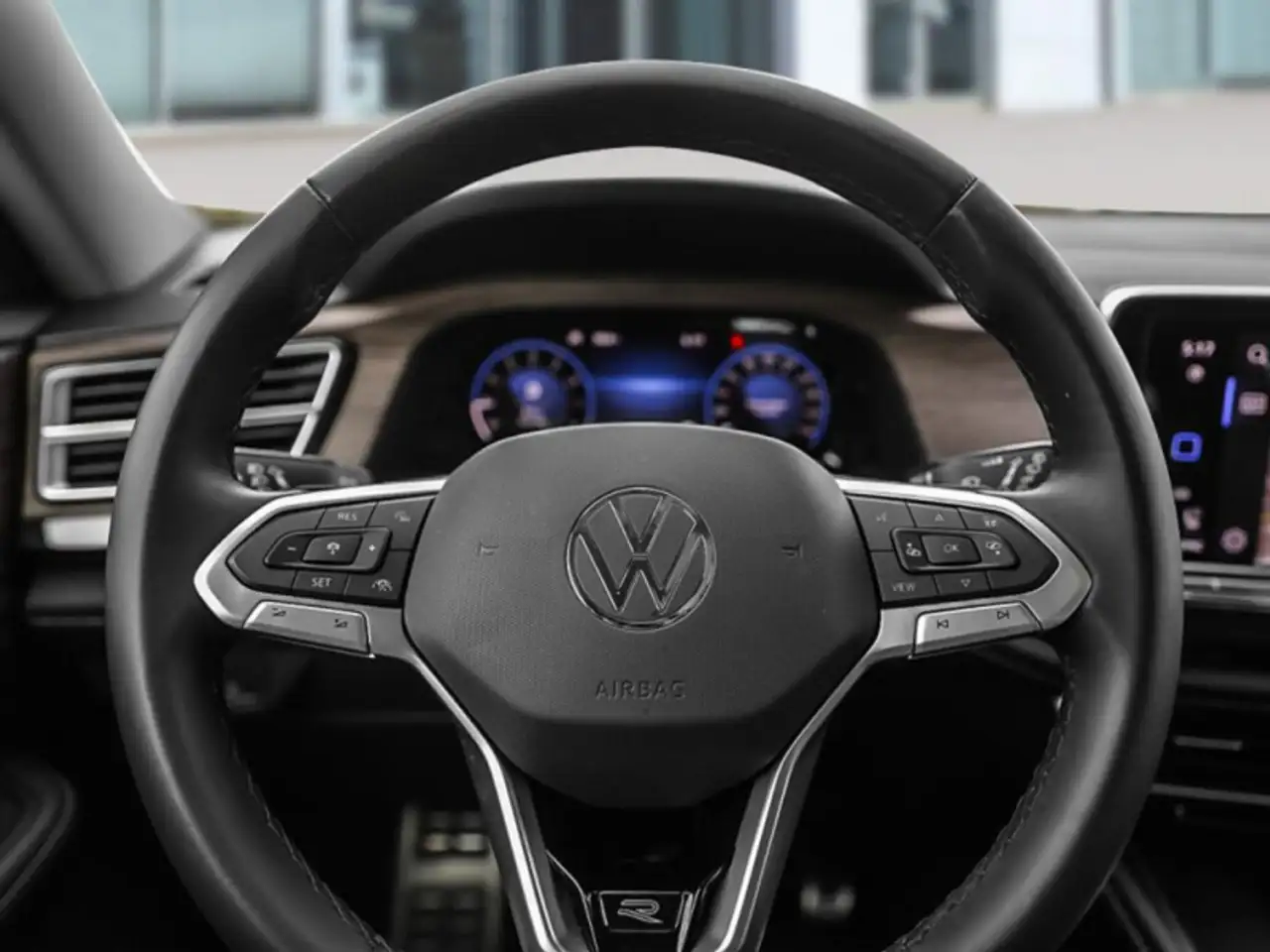 Volkswagen Atlas снимка Volkswagen Atlas