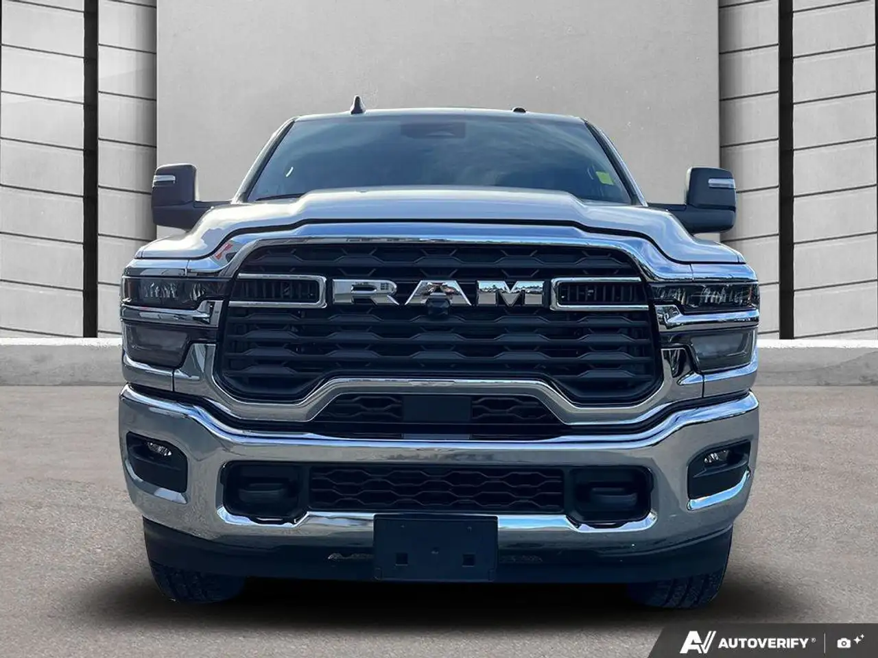 RAM 3500 снимка RAM 3500
