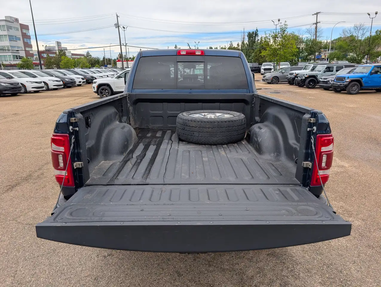 RAM 3500 photo RAM 3500