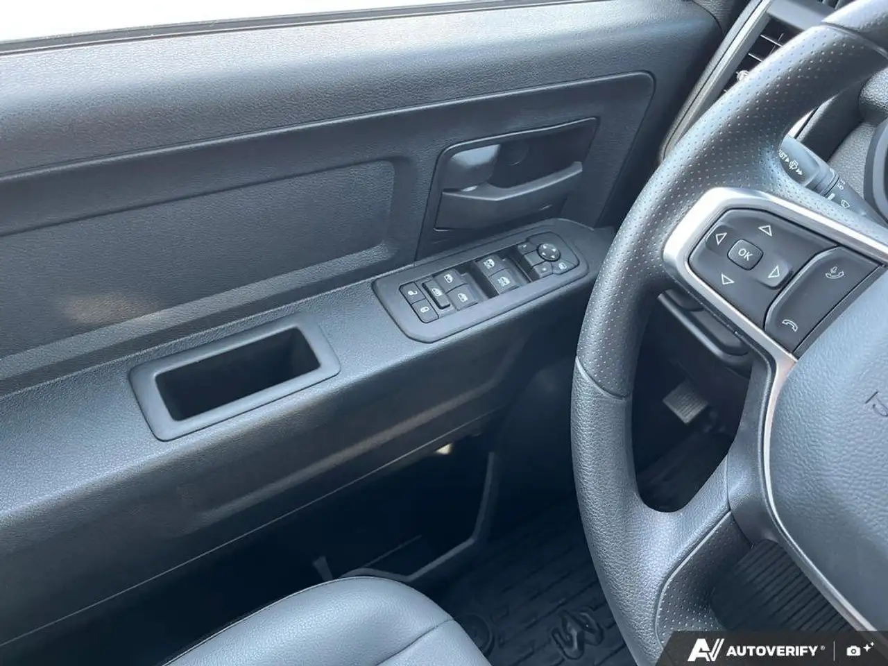 RAM 3500 снимка RAM 3500