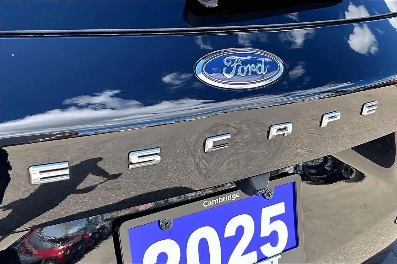 Ford Escape photo Ford Escape