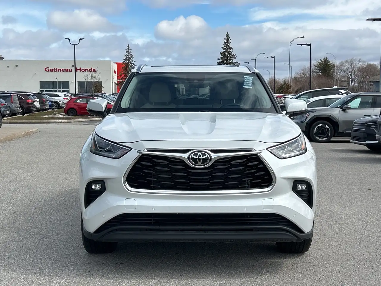 Toyota Highlander снимка Toyota Highlander