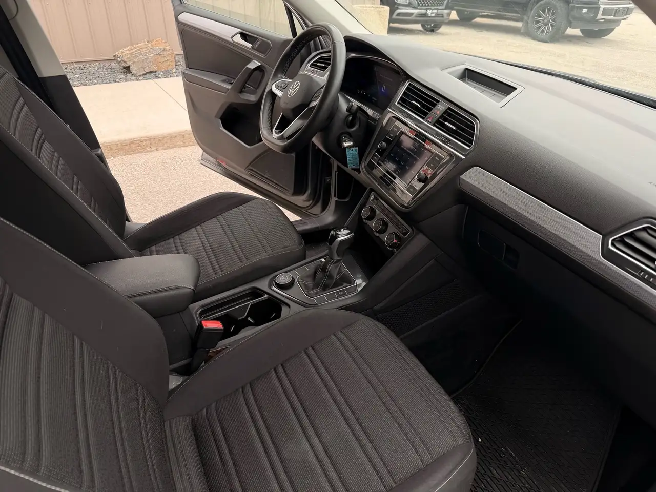 Volkswagen Tiguan photo Volkswagen Tiguan