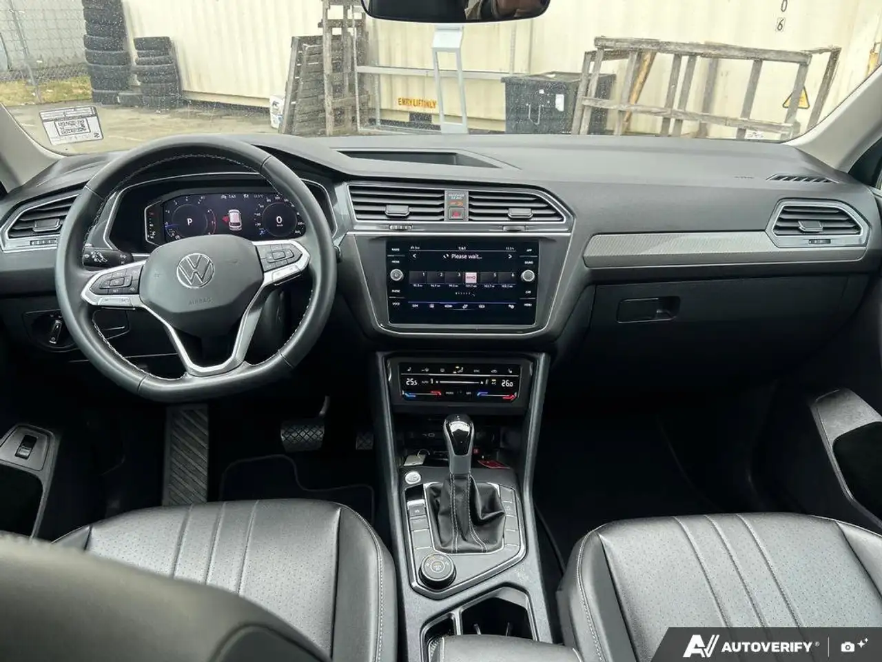 Volkswagen Tiguan снимка Volkswagen Tiguan
