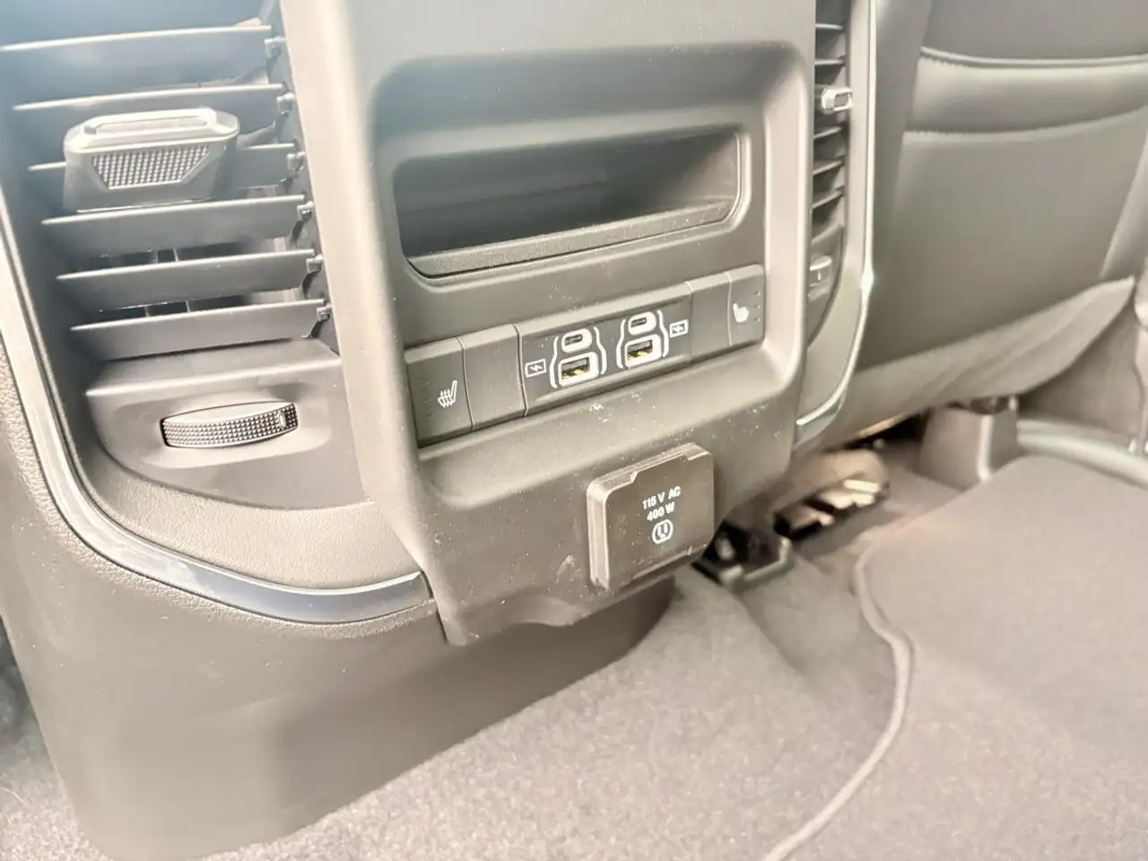 RAM 1500 photo RAM 1500