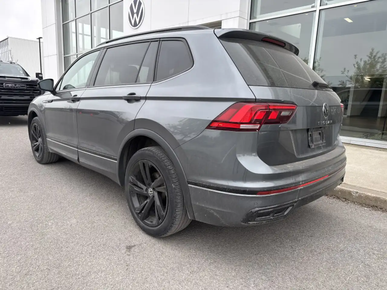 Volkswagen Tiguan снимка Volkswagen Tiguan