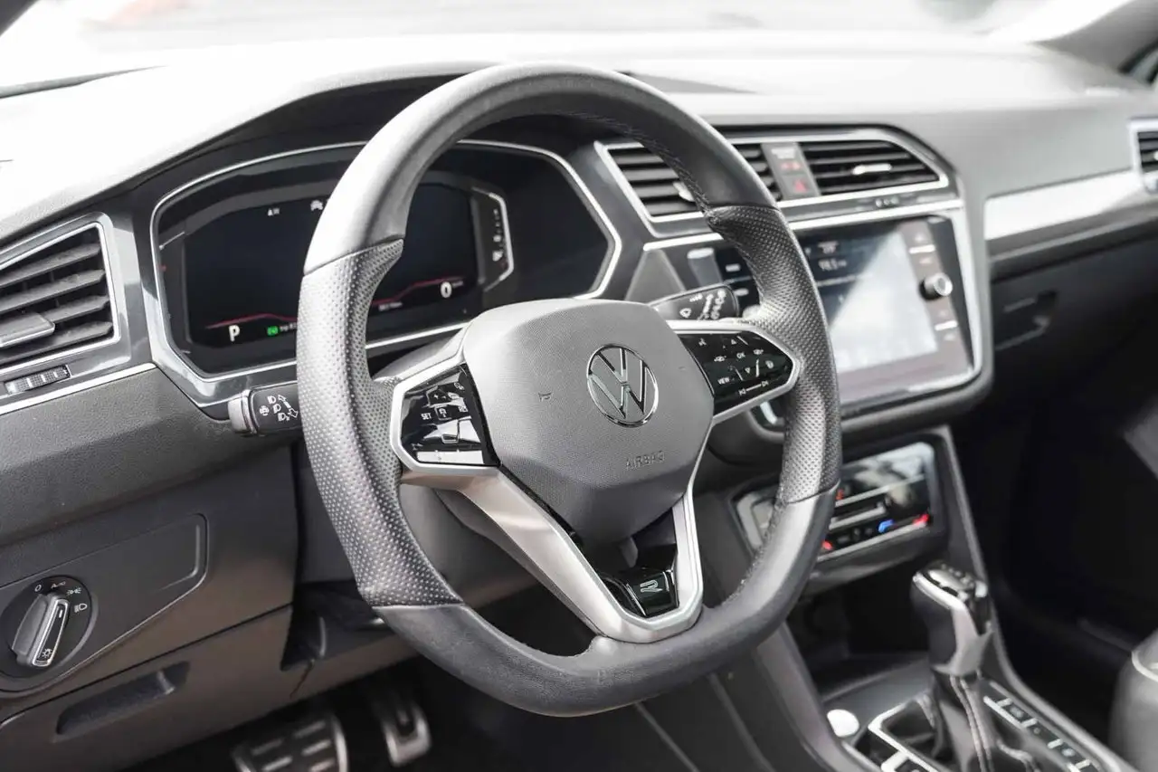 Volkswagen Tiguan снимка Volkswagen Tiguan