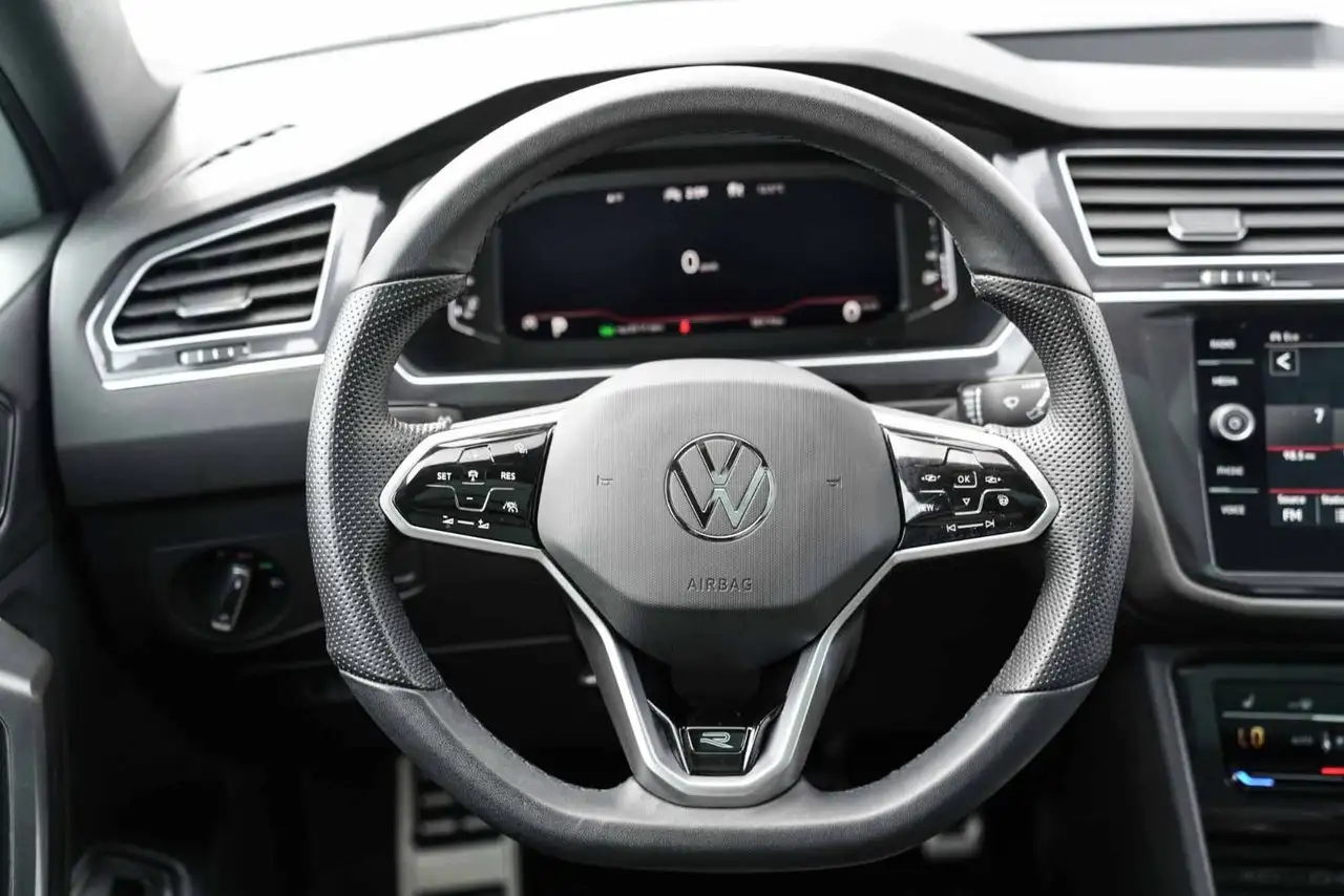 Volkswagen Tiguan снимка Volkswagen Tiguan