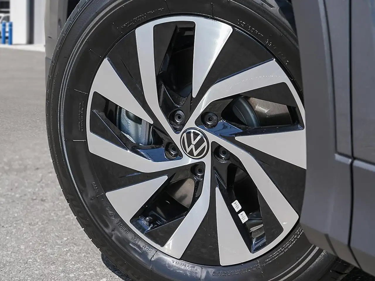 Volkswagen Tiguan снимка Volkswagen Tiguan