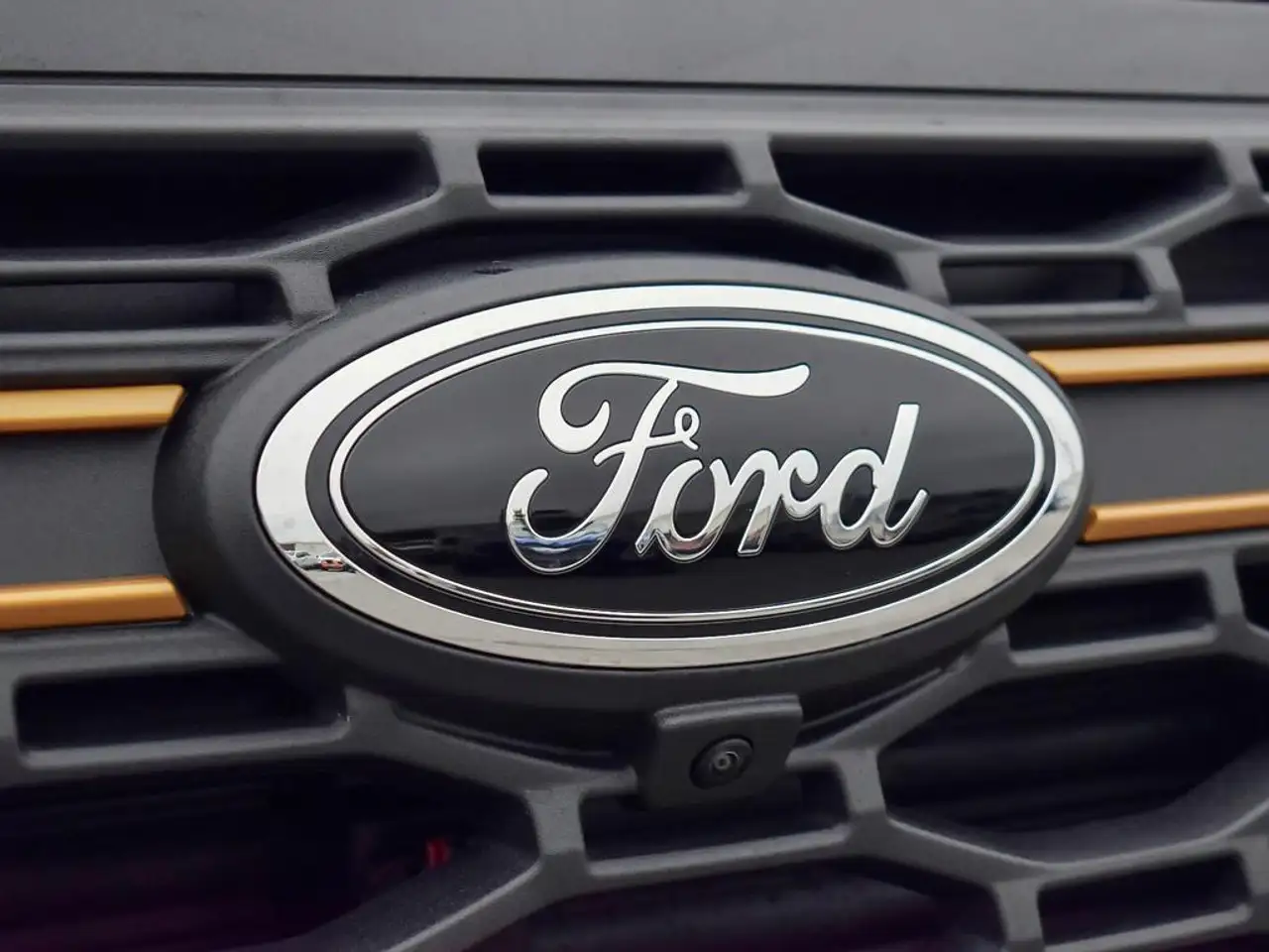 Ford Explorer снимка Ford Explorer
