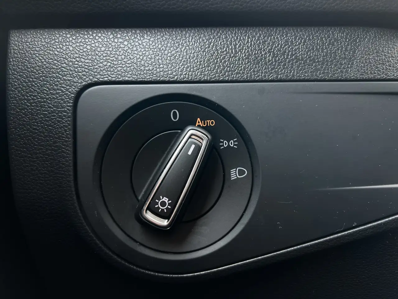 Volkswagen Tiguan photo Volkswagen Tiguan