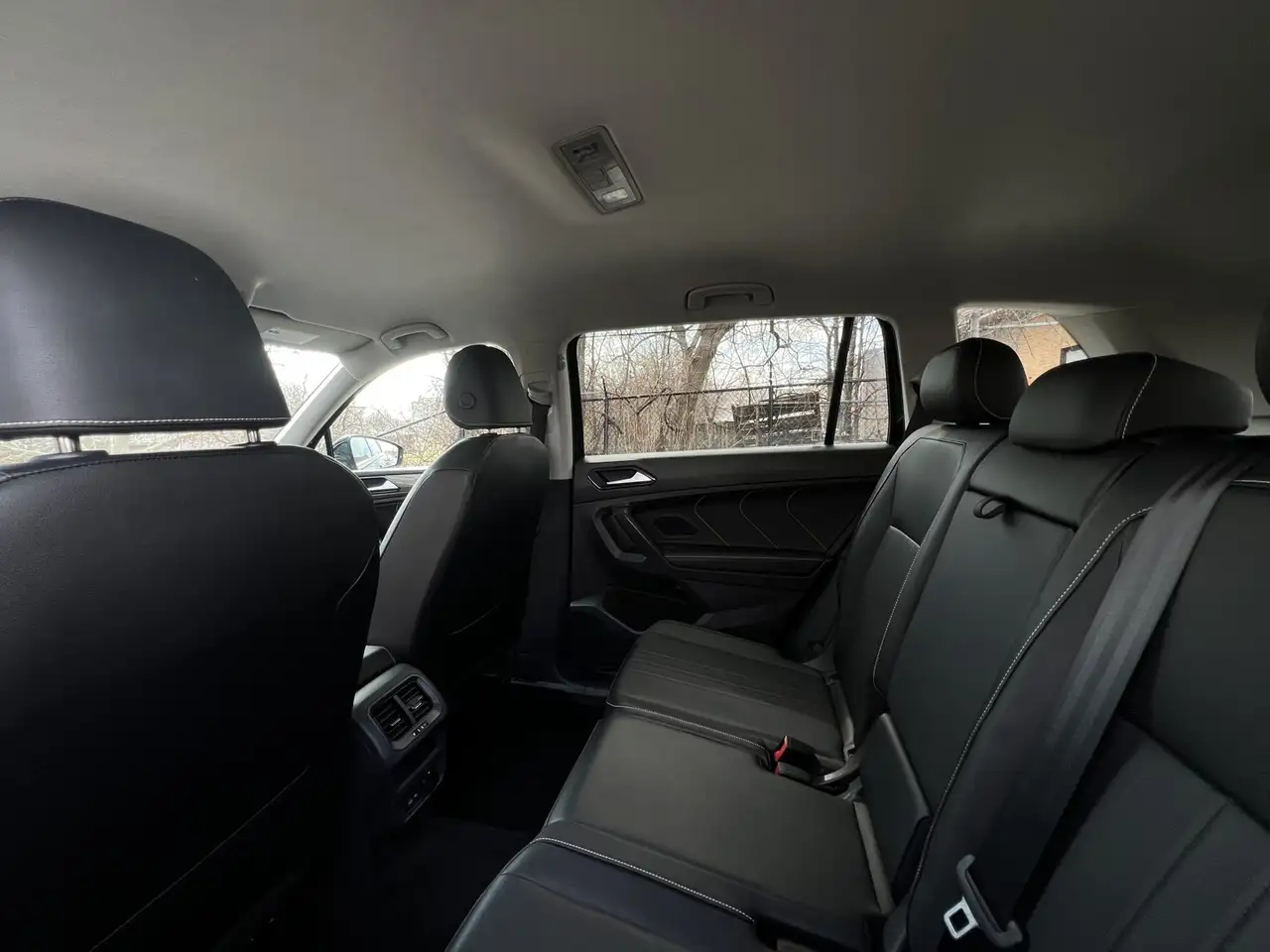 Volkswagen Tiguan photo Volkswagen Tiguan