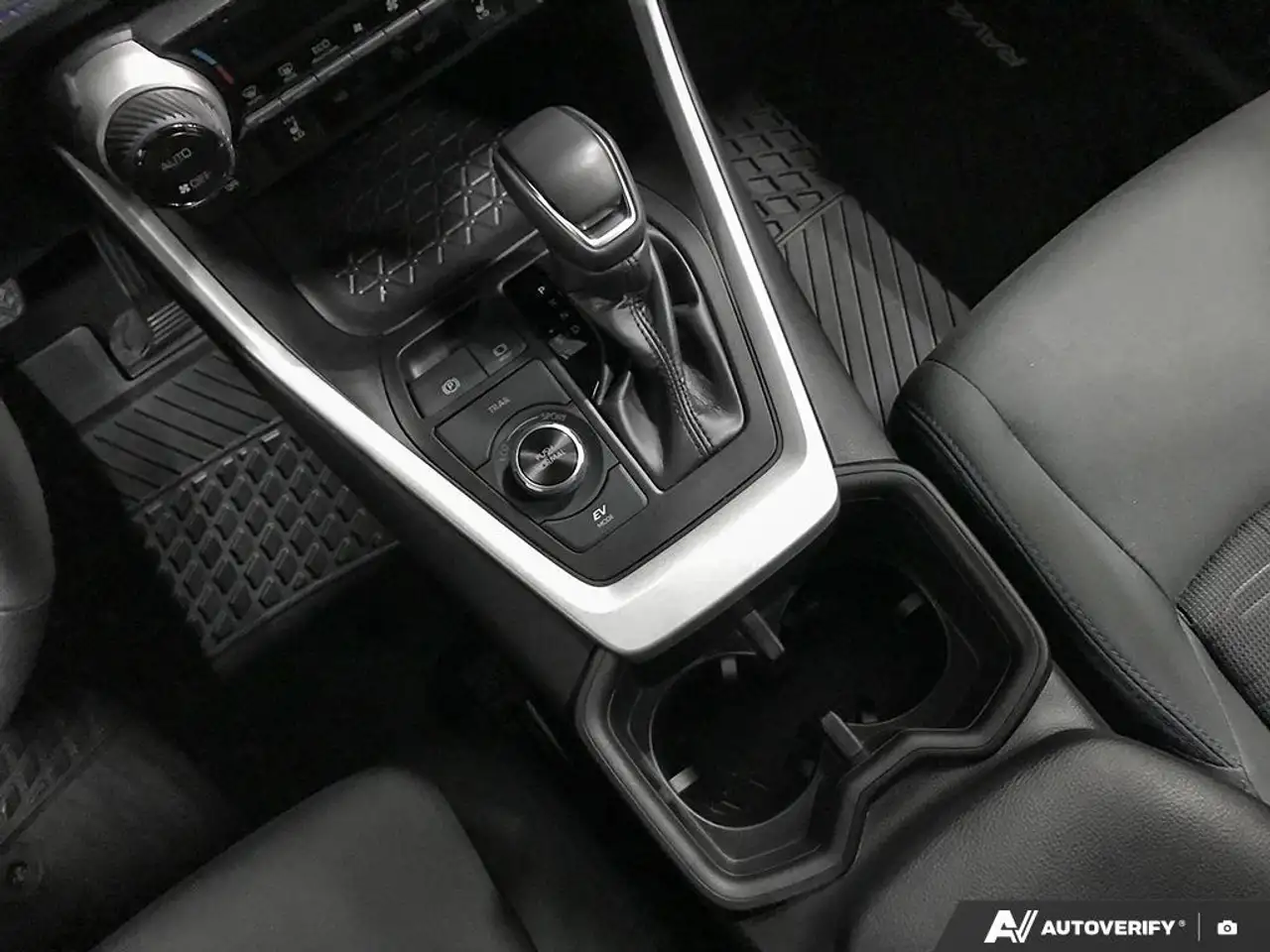 Toyota RAV 4 fotografie Toyota RAV 4