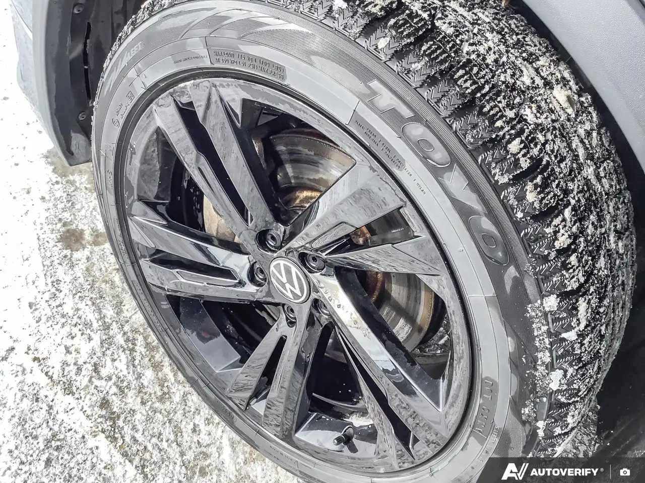 Volkswagen Tiguan снимка Volkswagen Tiguan