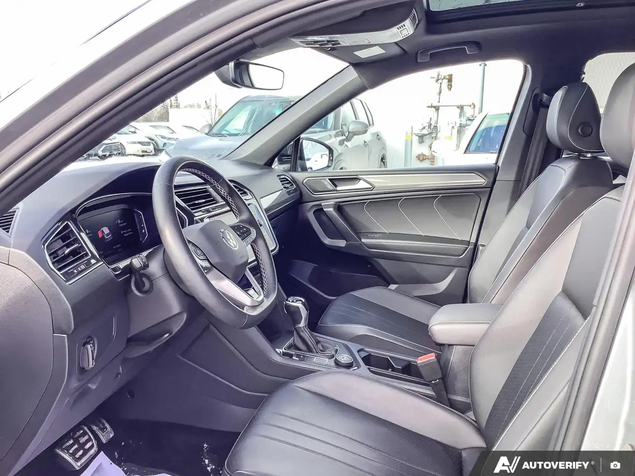 Volkswagen Tiguan снимка Volkswagen Tiguan