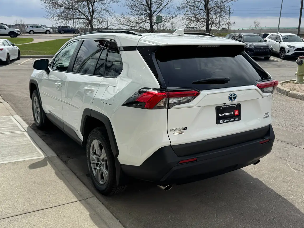 Toyota RAV 4 снимка Toyota RAV 4