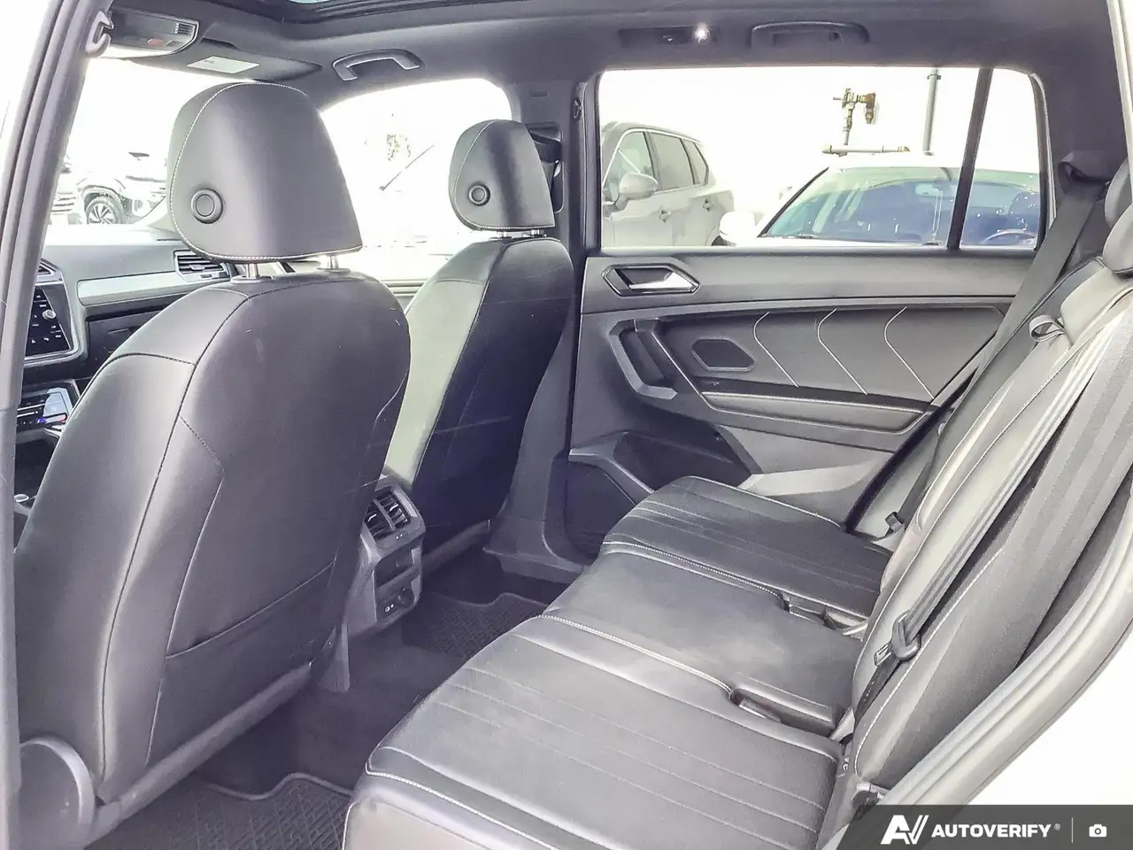 Volkswagen Tiguan снимка Volkswagen Tiguan