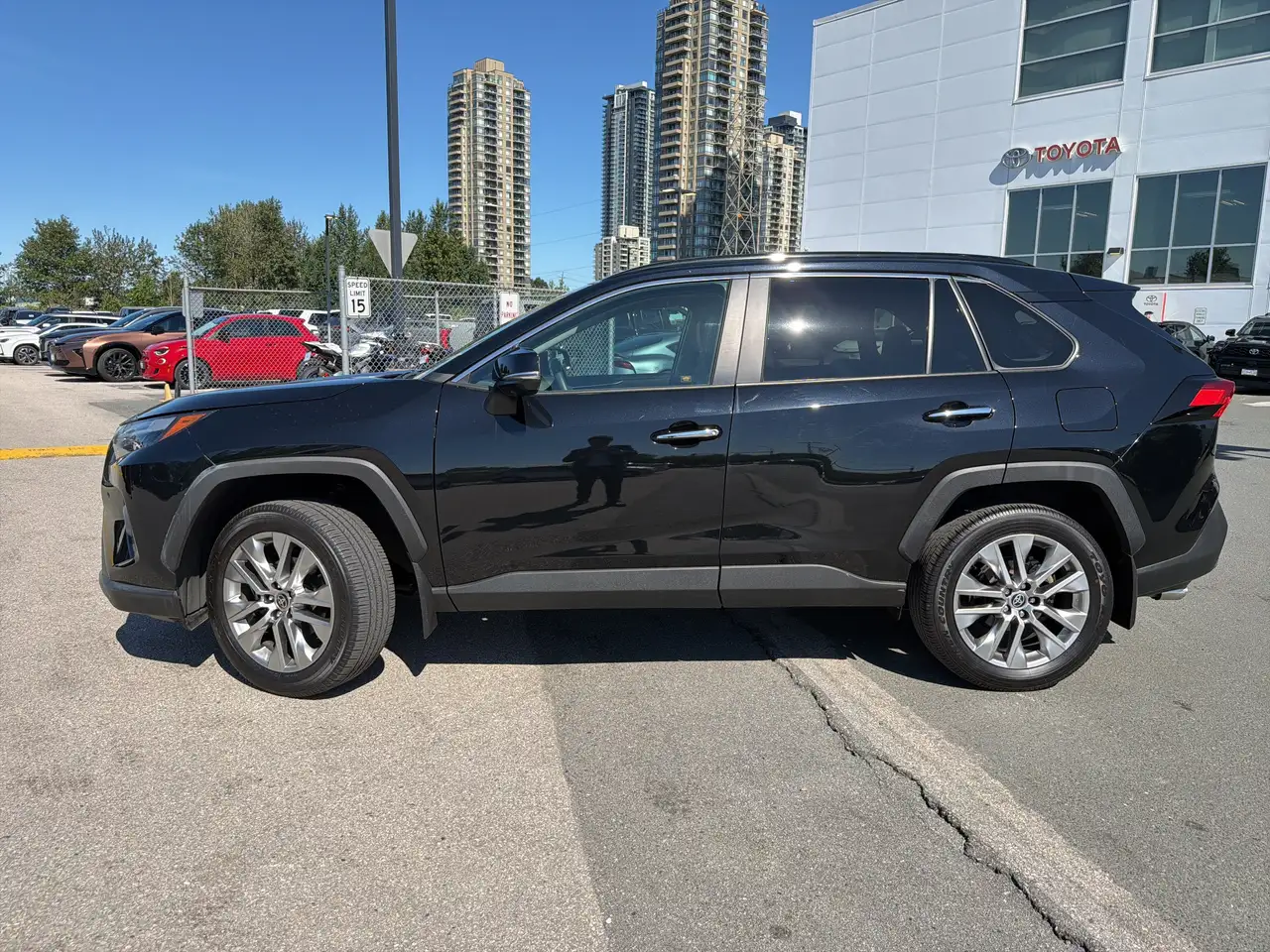Toyota RAV 4 снимка Toyota RAV 4