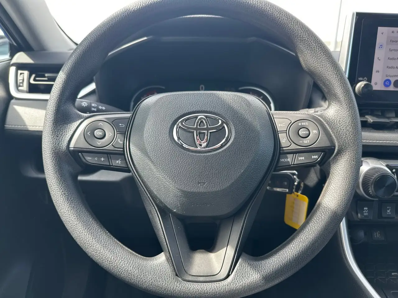 Toyota RAV 4 снимка Toyota RAV 4