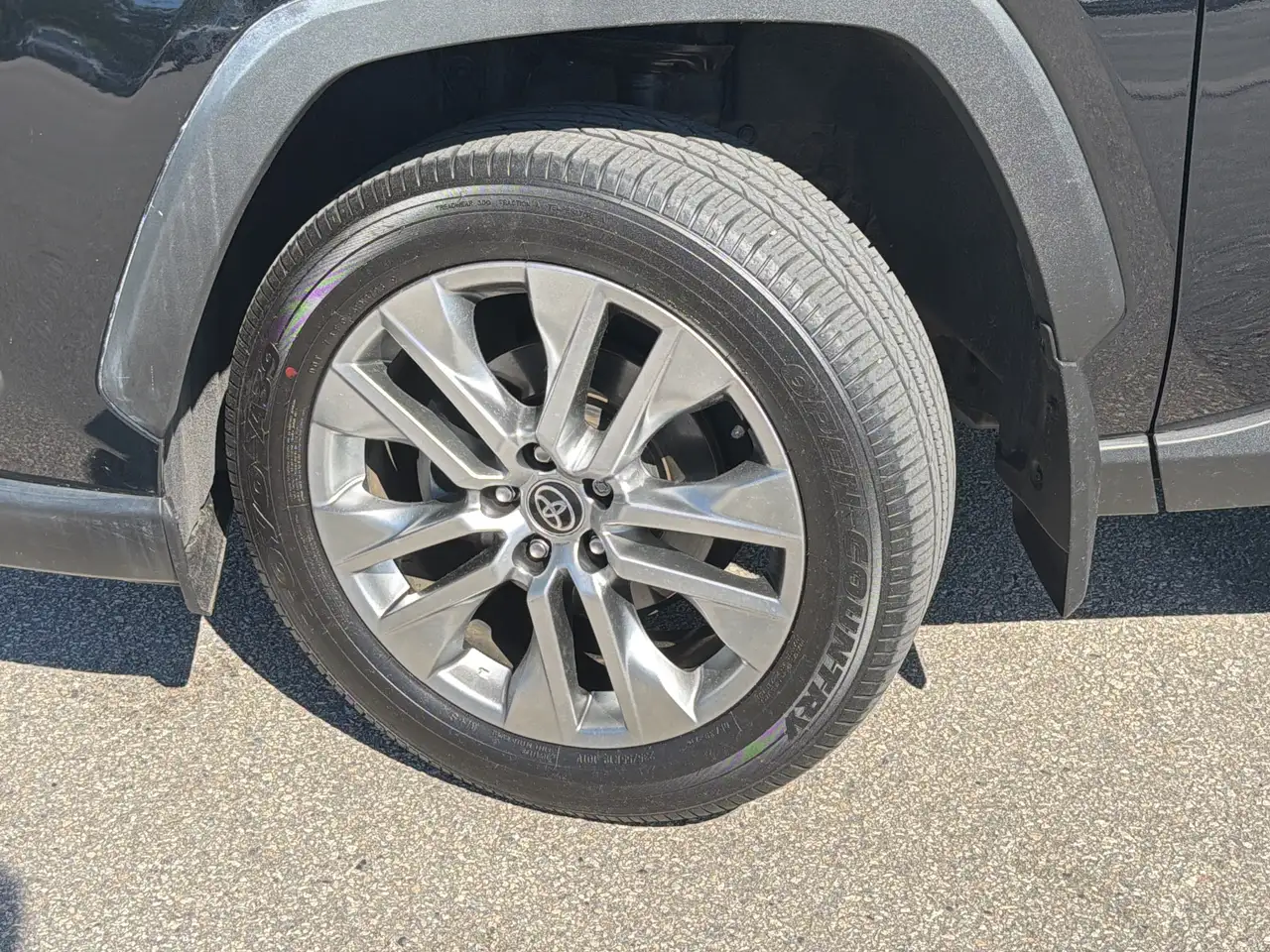 Toyota RAV 4 снимка Toyota RAV 4