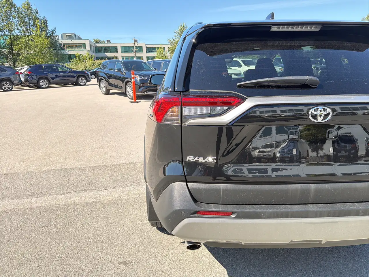 Toyota RAV 4 снимка Toyota RAV 4