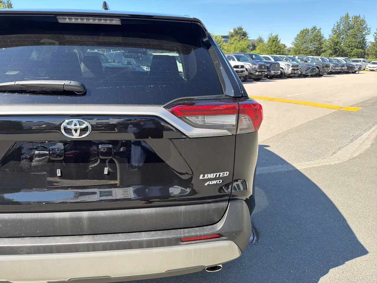 Toyota RAV 4 снимка Toyota RAV 4