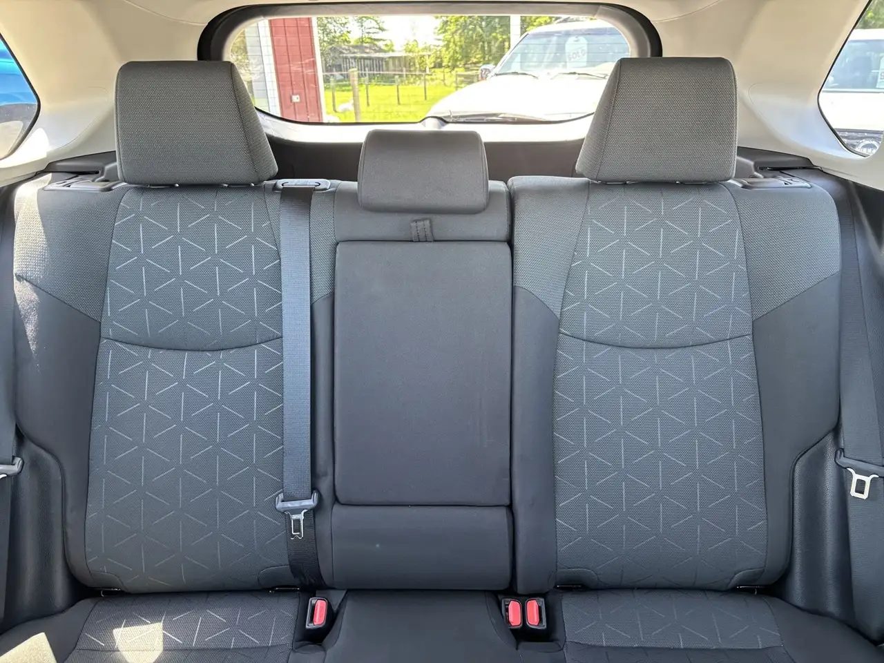 Toyota RAV 4 photo Toyota RAV 4