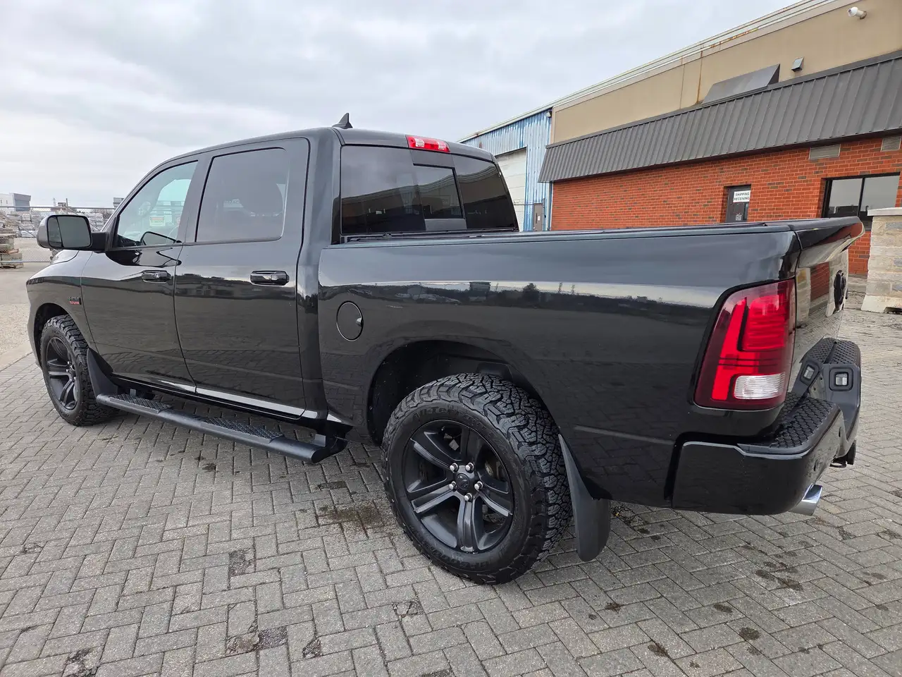 RAM 1500 photo RAM 1500