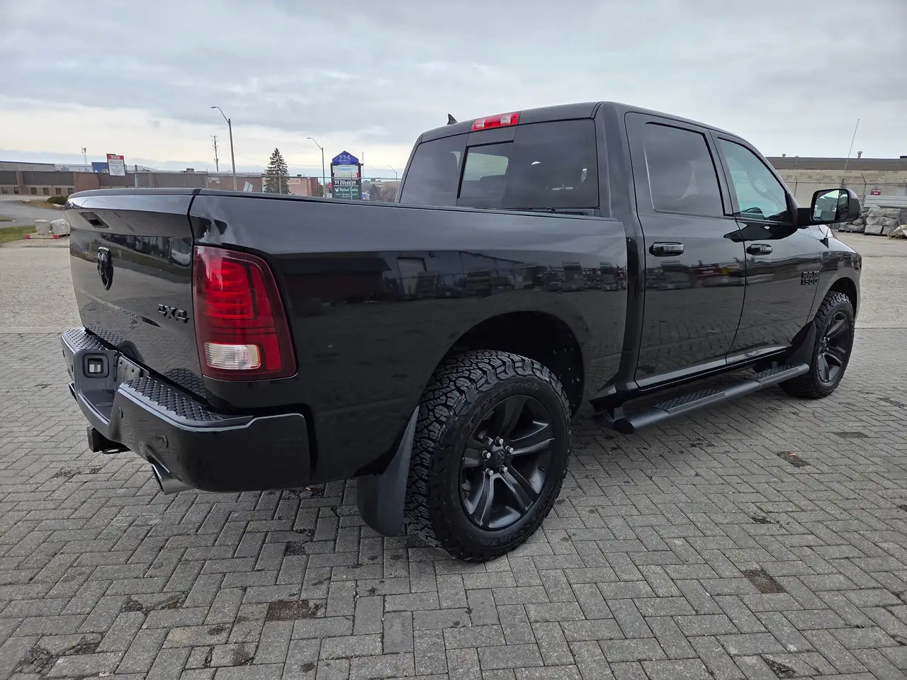 RAM 1500 photo RAM 1500