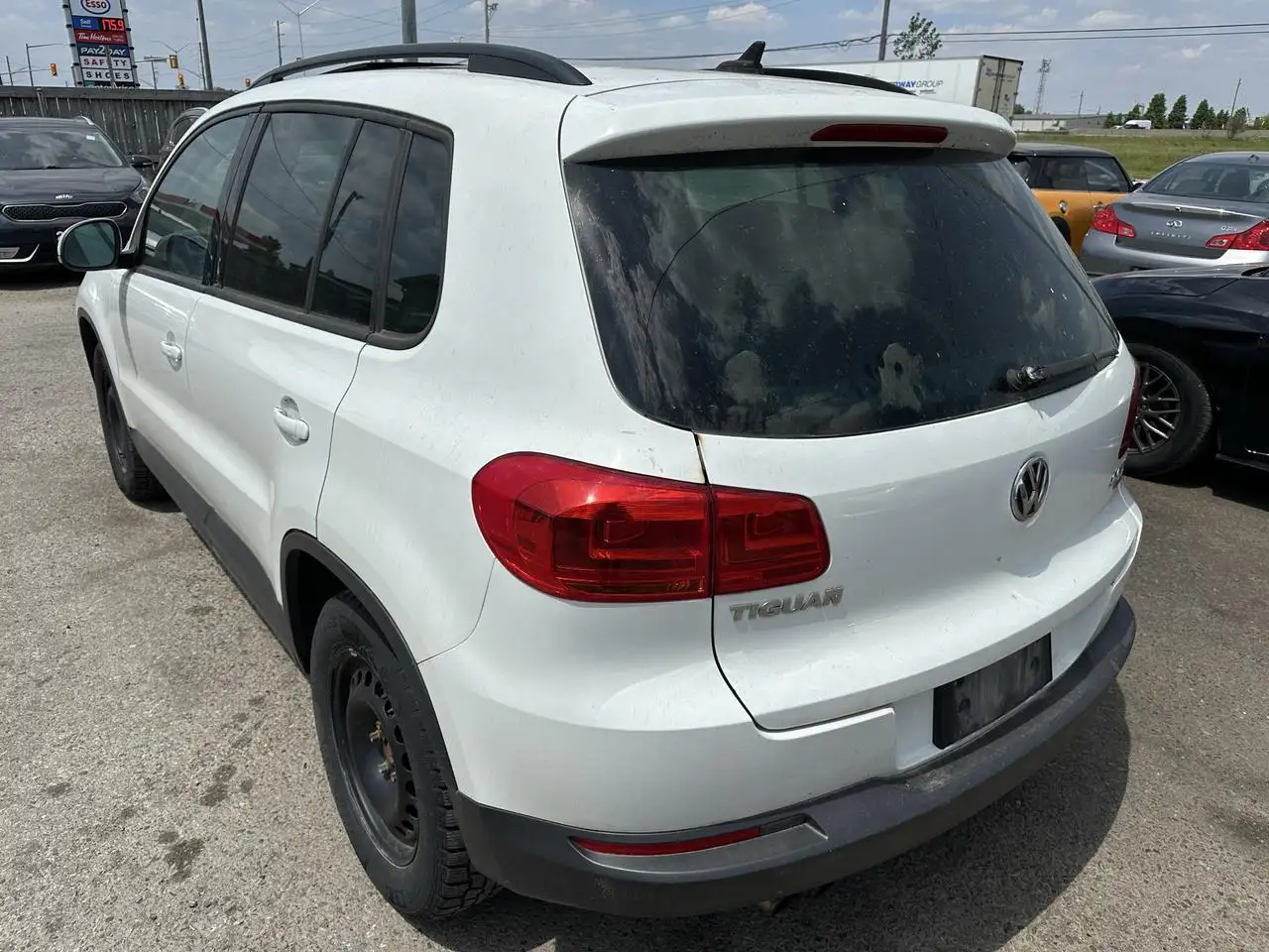 Volkswagen Tiguan photo Volkswagen Tiguan