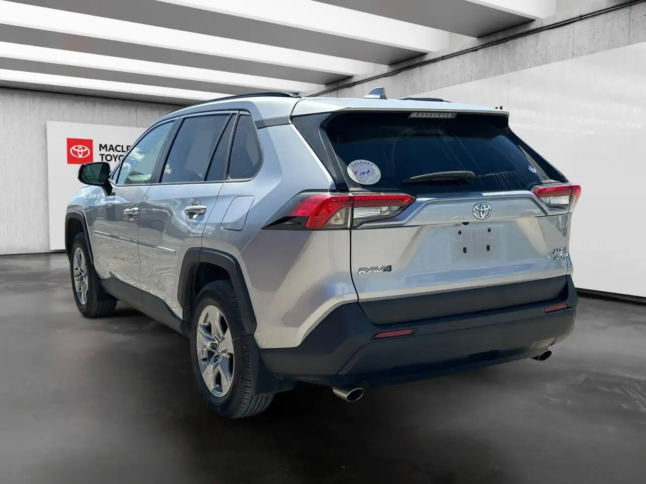 Toyota RAV 4 снимка Toyota RAV 4