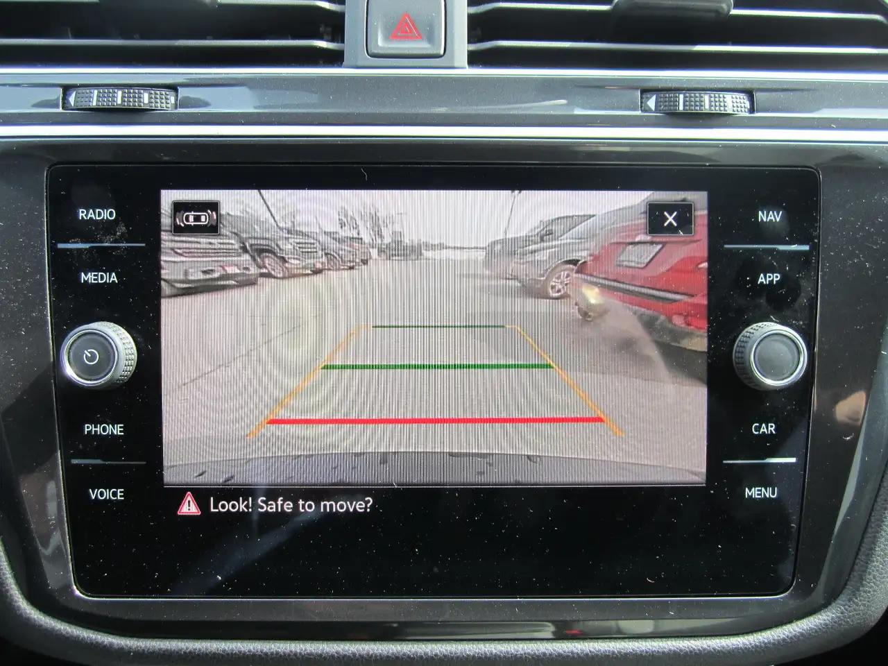 Volkswagen Tiguan снимка Volkswagen Tiguan