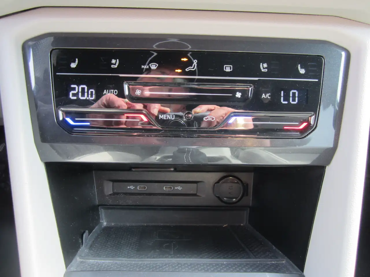Volkswagen Tiguan снимка Volkswagen Tiguan