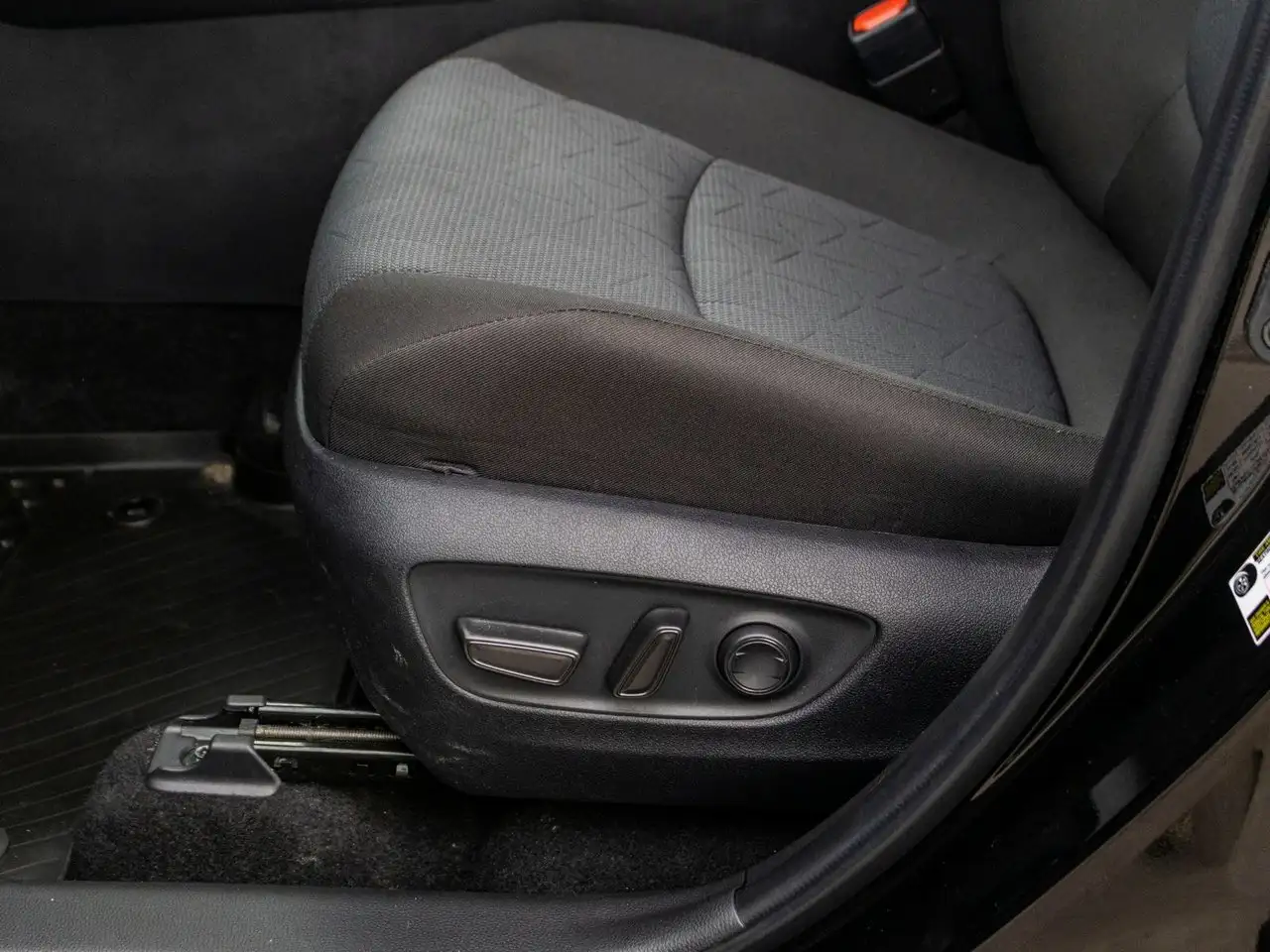 Toyota RAV 4 photo Toyota RAV 4