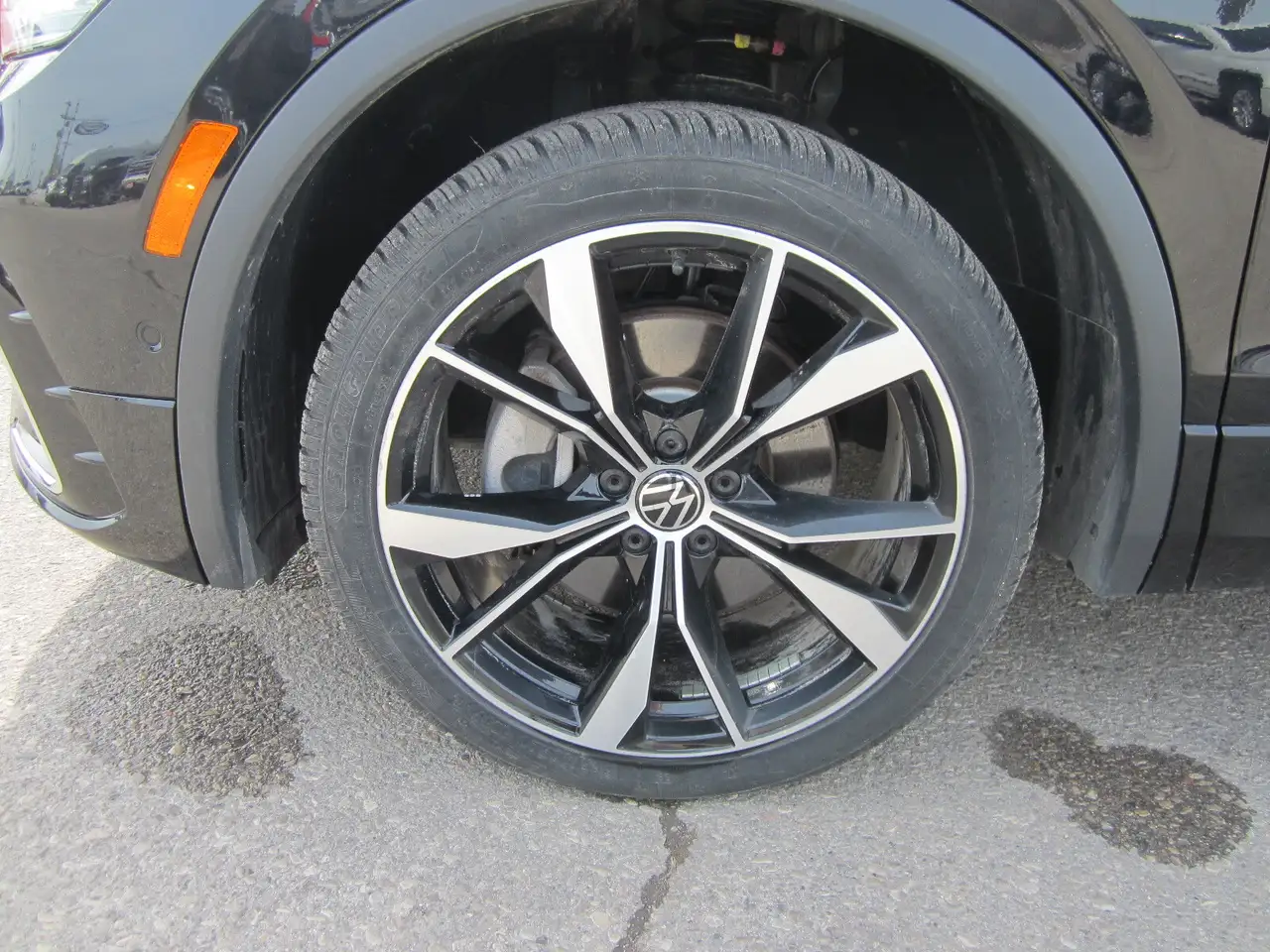 Volkswagen Tiguan снимка Volkswagen Tiguan