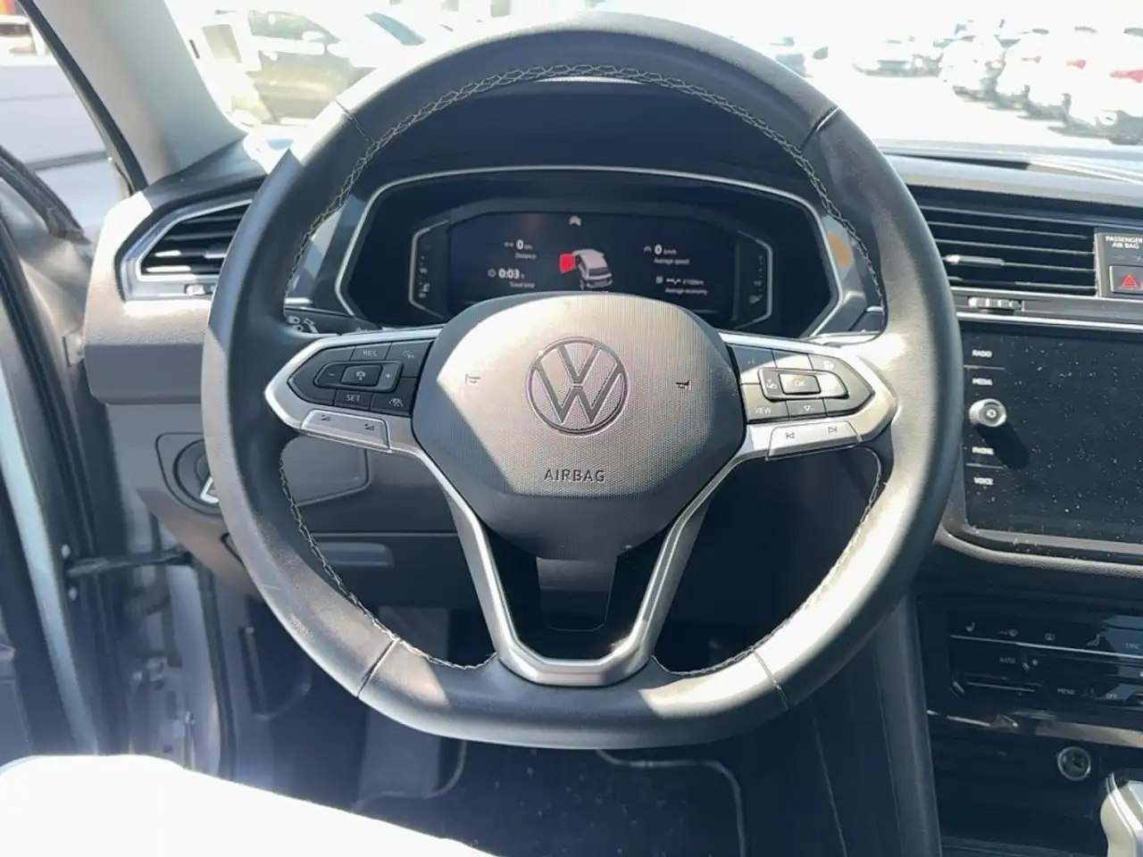 Volkswagen Tiguan снимка Volkswagen Tiguan