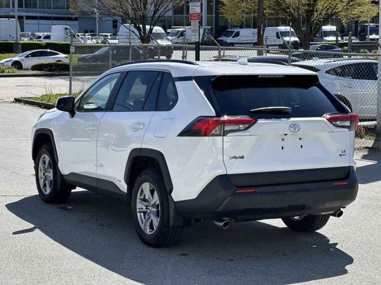 Toyota RAV 4 снимка Toyota RAV 4