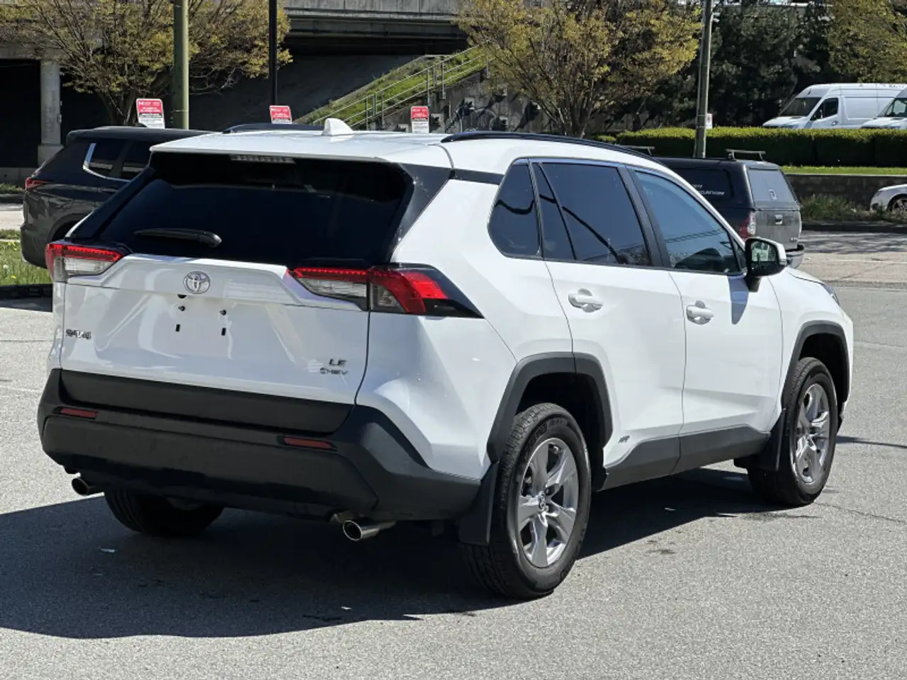 Toyota RAV 4 снимка Toyota RAV 4